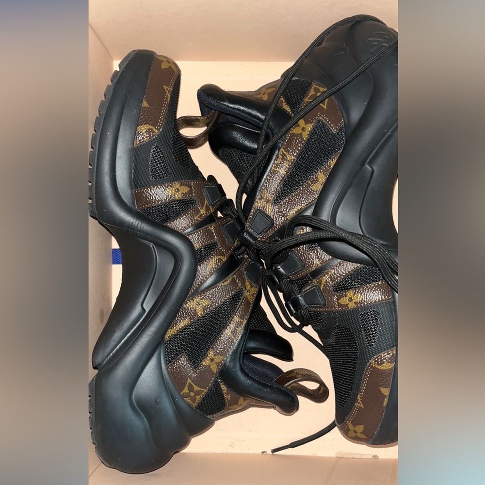Louis Vuitton women sneakers